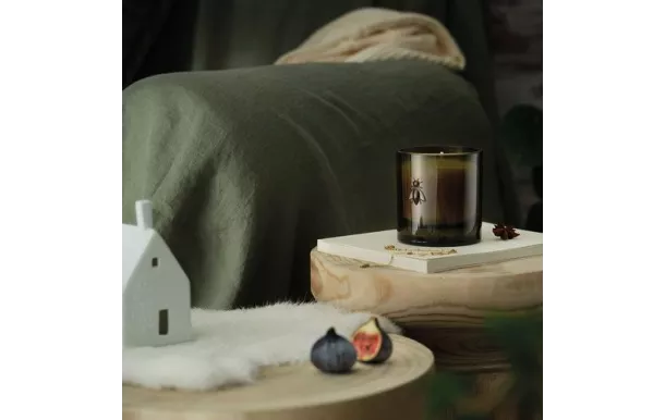 LA ROCHERE BOUGIE ABEILLE ENVOLEE DANS LE VERGER 644997