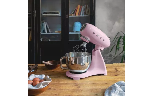 SMEG Robot sur socle 4.8 L Rose - Années 50 - SMF03PKEU