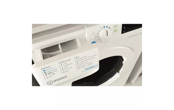 INDESIT Lave-linge séchant frontal 7 kg - BDE76435WVFR