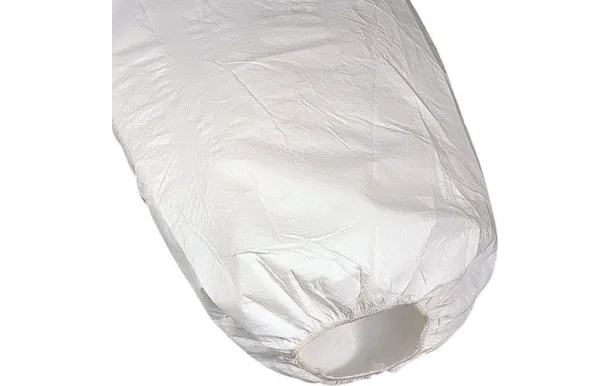 DELTA PLUS COMBINAISON JETABLE AVEC CAGOULE L DT117GT