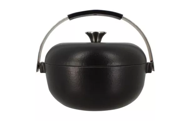 OGOLIVING OLAF COCOTTE 24 CM FONTE NOIR AVEC ANSE  7930205