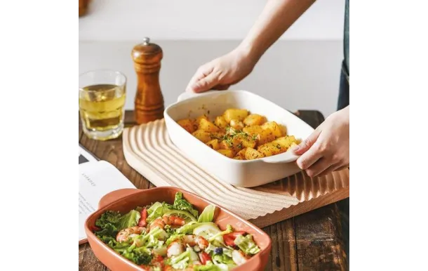 MENASTYL OCTAVE PLAT A FOUR RECTANGLE 2,2 L BEIGE  3356135