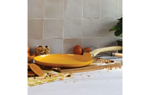 MENASTYL COLORAMA CREPIERE 26 CM SAFRAN EN ALUMINI 6020840