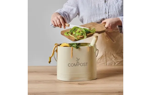 GUILLOUARD SEAU A COMPOST 7L OVALE BEIGE AVEC FILT 040633