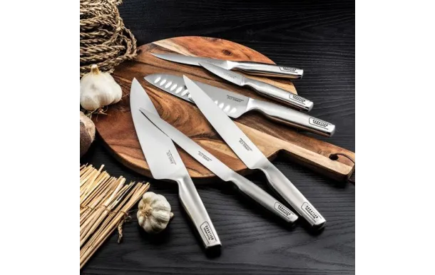 SABATIER TROMPETTE ASEAN COUTEAU A DECOUPER FLEXIB 870100STPC012