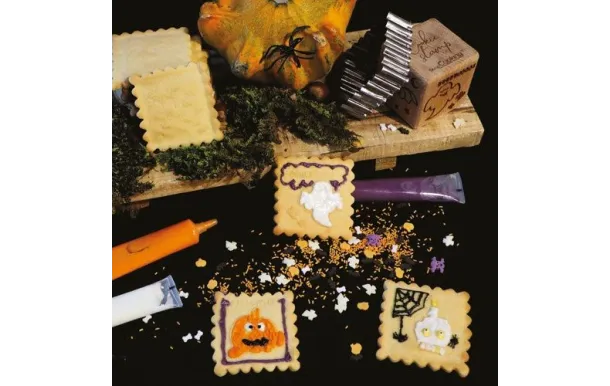 SCRAPCOOKING TAMPON BOIS BISCUITS HALLOWEEN + DECO 5298