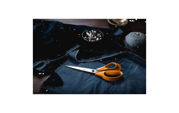 FISKARS CISEAU PROFESSION.DROIT. *9863 1005151