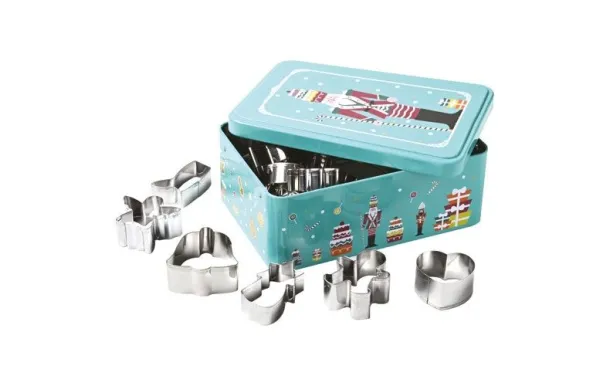 PATISSE BOITE A BISCUIT 18 DECOUPOIRS CASSE NOISET 13730