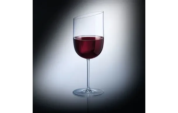 VILLEROY ET BOCH Lot 4 verres à vin rouge 40 cl New Moon 11-3653-8110