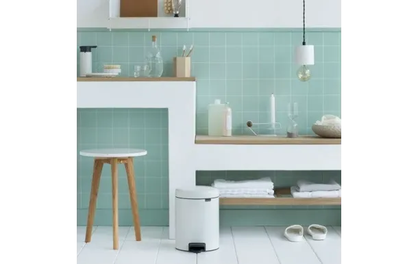 BRABANTIA ---NEW ICON PEDAL BIN BLANC POUBELLE 5 L 112065