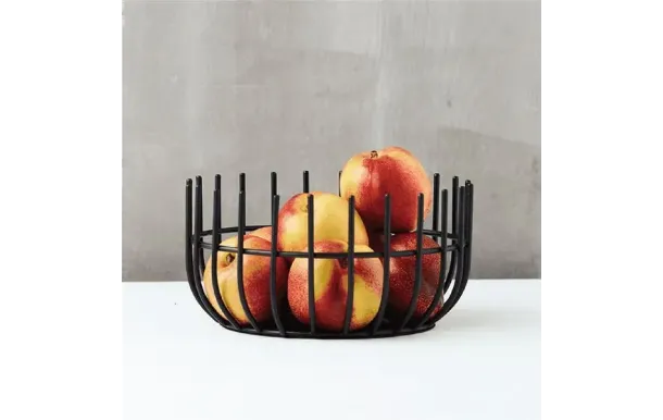 POINT VIRGULE Corbeille à fruits 20 cm Noire - Wire by Tore Bleuzé