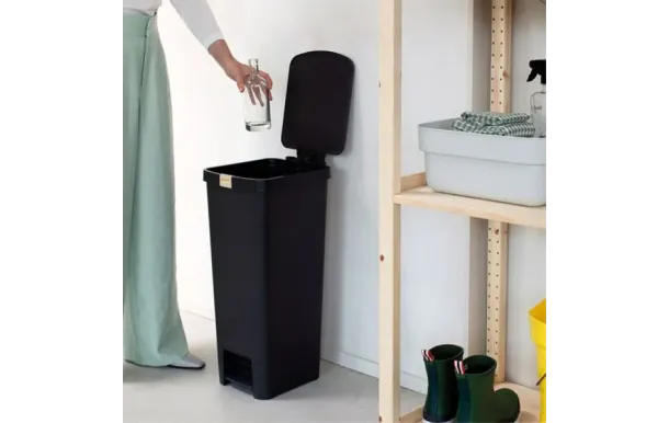 BRABANTIA POUBELLE STEP-UP PEDALE 40L DARK GREY 800023