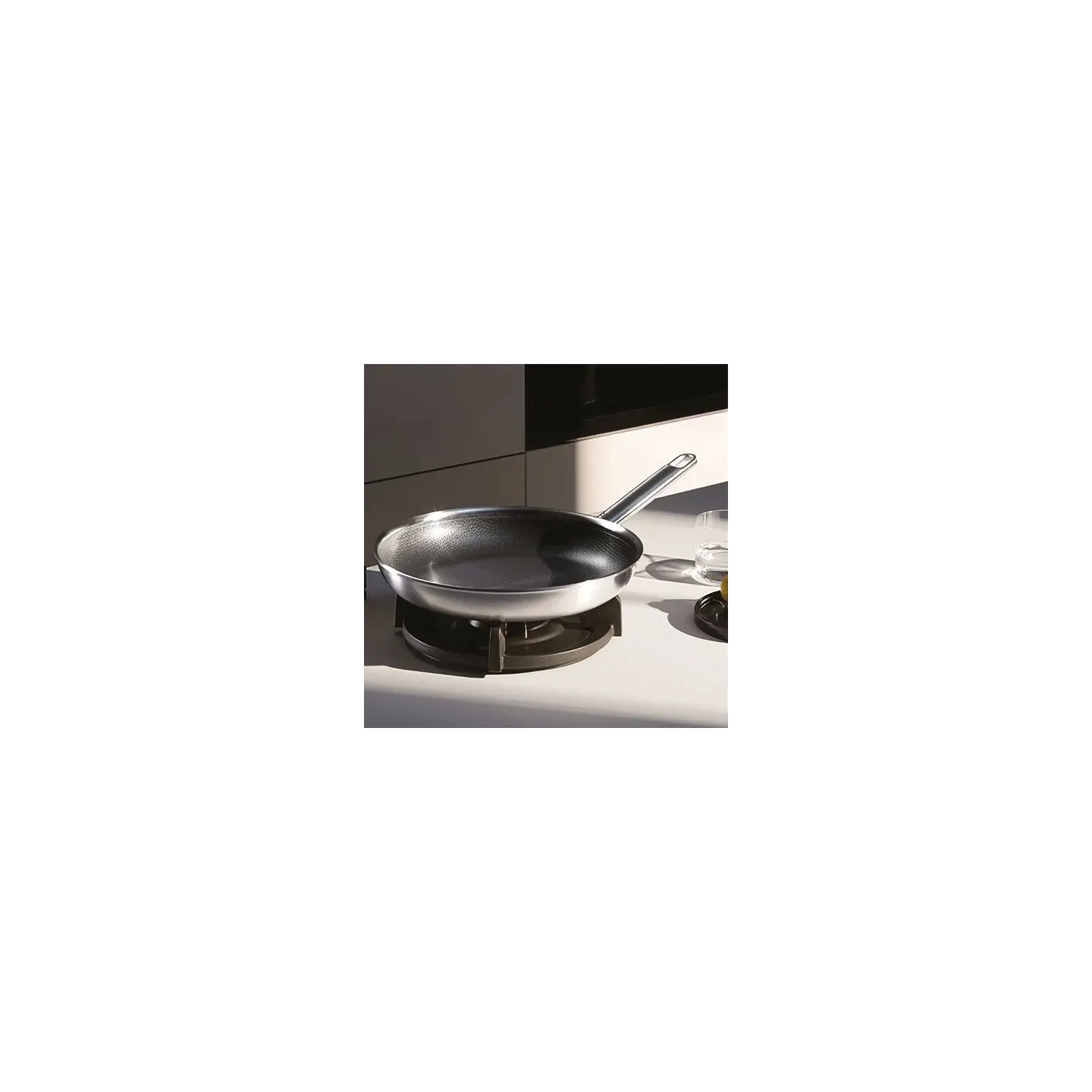 WMF - Poêle 28 cm PROFI RESIST - 1759286411