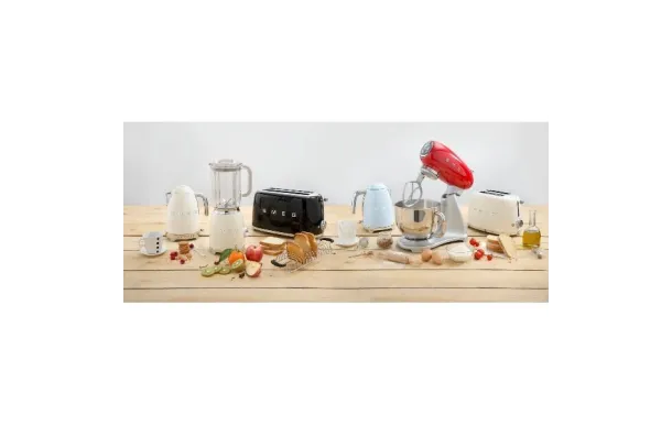SMEG Bouilloire 1.7 L Crème Années 50 - KLF03CREU