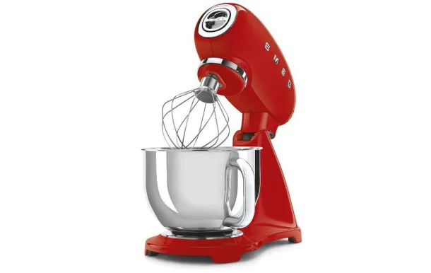 SMEG Robot sur socle 4.8 L Rouge Années 50 - SMF03RDEU