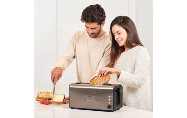 BLACK & DECKER Grille-pain 2 fentes - BXTO1500E avis moins cher