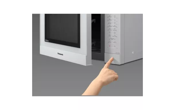 PANASONIC Micro-ondes solo 32 litres diam 34 cm - NN-ST45KWEPG