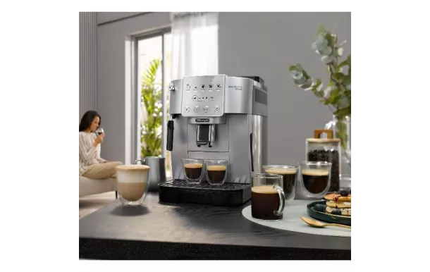 DELONGHI ROBOT CAFE MAGNIFICA - ECAM22031SSB