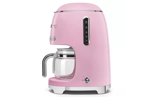 SMEG Cafetière filtre 10 tasses programmable Rose Brillant - Années 50 - DCF02PK avis moins cher
