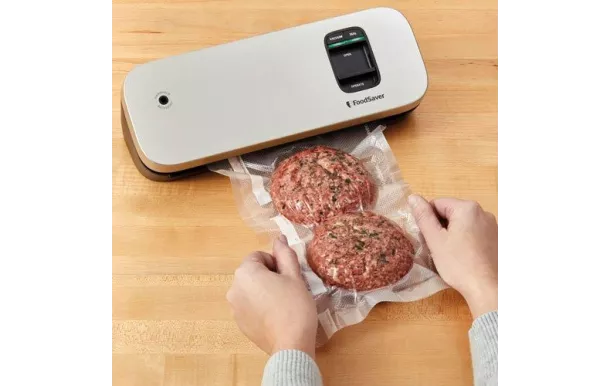 FOODSAVER Machine de mise sous vide Silver & Noir - Compacte - VS1190X01 avis moins cher