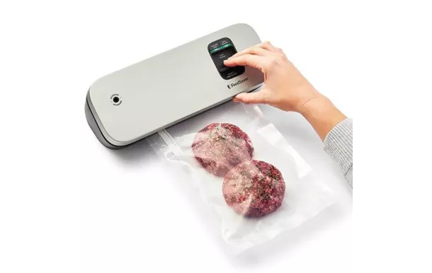 FOODSAVER Machine de mise sous vide Silver & Noir - Compacte - VS1190X01 avis moins cher
