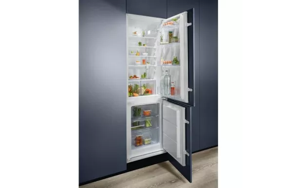 ELECTROLUX Réfrigérateur intégrable combiné 2 portes 271 litres - LNS5LE18S